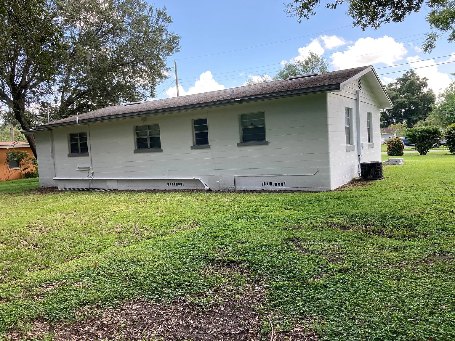 3 bed, 1150 sqft, $1,490 — Photo 3