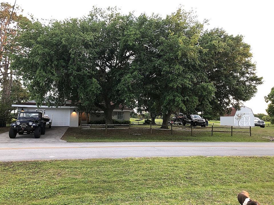 1st image of 25310 Oakmont Dr