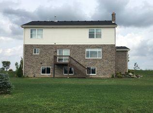 2202 Alta Vista Dr, New Lenox, IL 60451