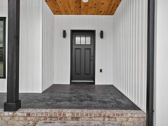 5th image of 28 Harding Rd