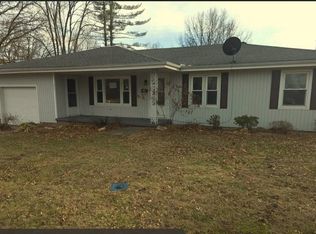 407 W 29th St, Higginsville, MO 64037