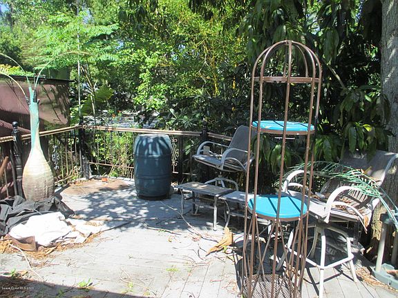 3rd image of 1311 Indian River Ave