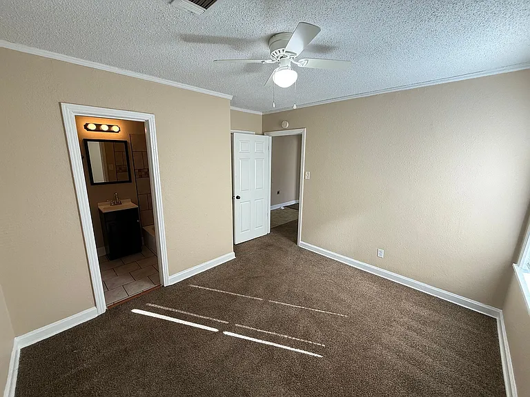 1371 Kimball Cv — Photo 7