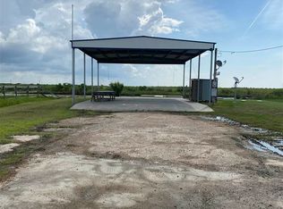 1538 Mabry St, Gilchrist, TX 77617