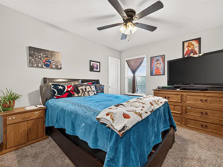 811 Petunia Falls Ln — Photo 30