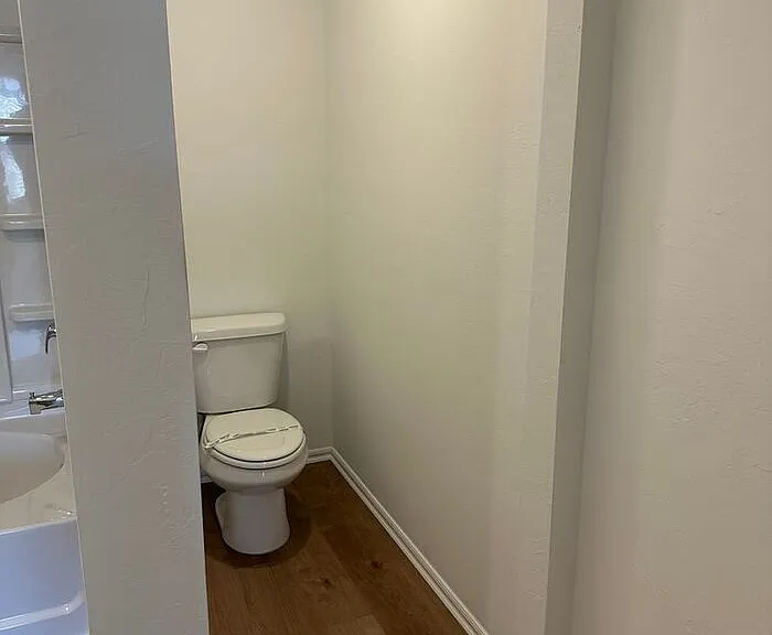 1076 Westbrook Blvd — Photo 12