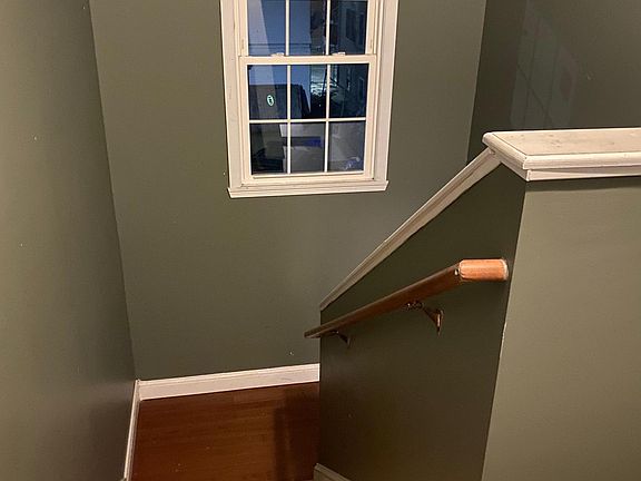 hallway to front entrance