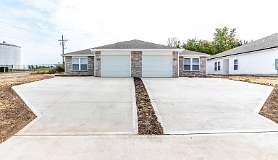 1st image of 1090 Pebblecreek Dr #A
