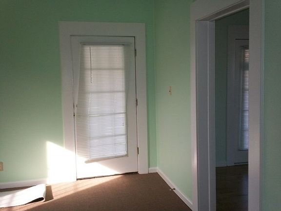 5th image of 1821 Plum St