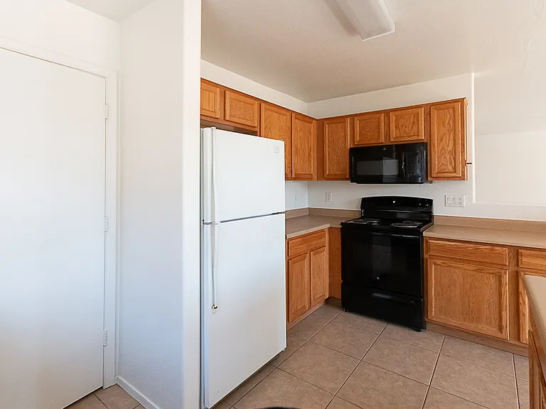 10601 W Monte Vista Rd — Photo 6
