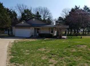 235 Glenwood Cir, Cassville, MO 65625