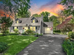 330 Rolling Knolls Rd, Scotch Plains, NJ 07076