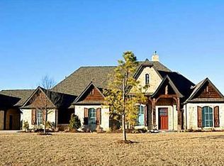 2415 Labelle Rue, Edmond, OK 73034