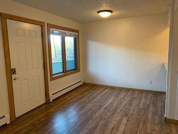 5th image of 520 Galena St #204