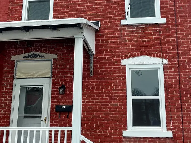231 N Walborn Ave — Photo 1