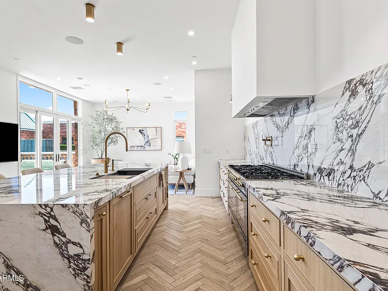 54 W Palm Ln #54 — Photo 9