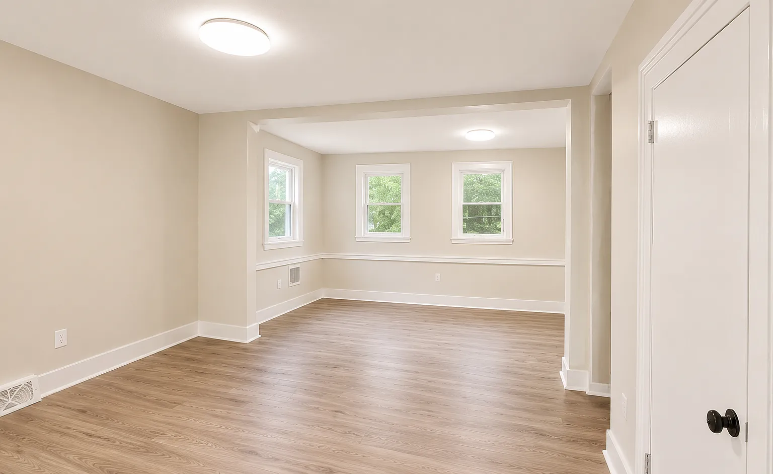 4 bed, 1109 sqft, $2,395 — Photo 3