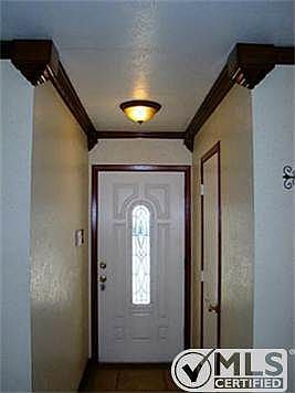 4th image of 419 Amelia St