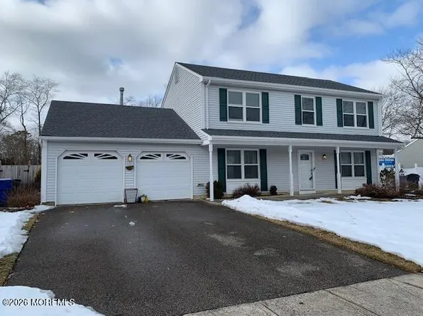 71 Oak Glen Road, Toms River, NJ 08753