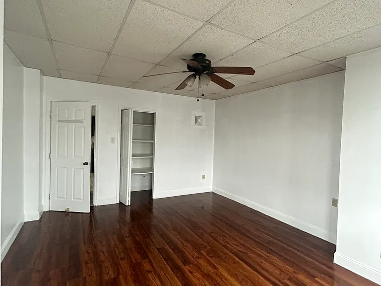 1610 S Broad St #3 — Photo 11