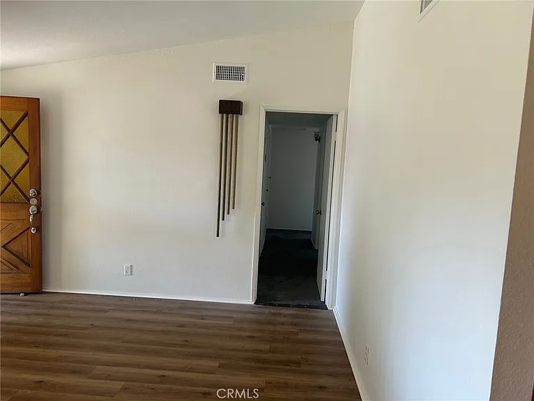 1276 Evergreen St — Photo 8