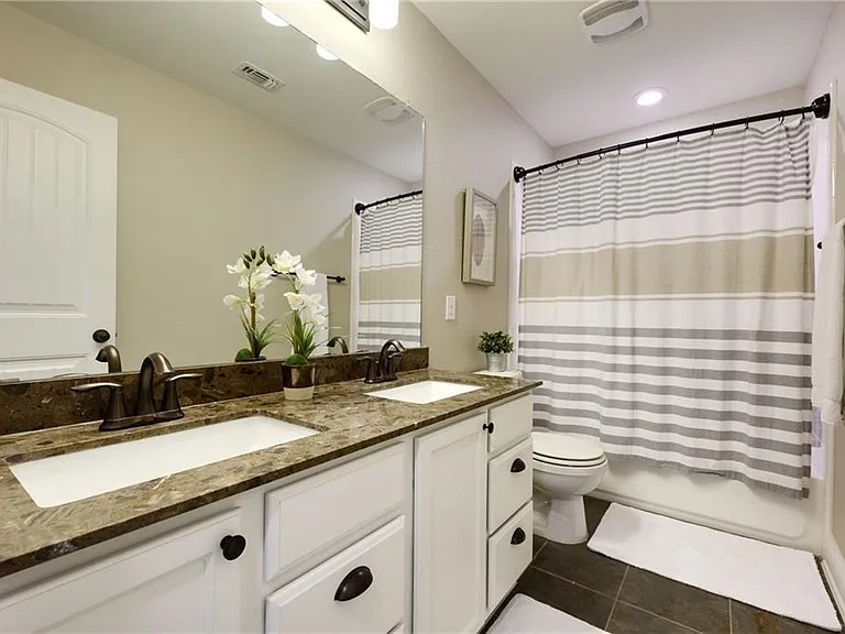 1524 Uhland Dr — Photo 21