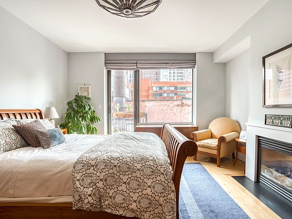 5th image of 212 E 95th St APT 8B