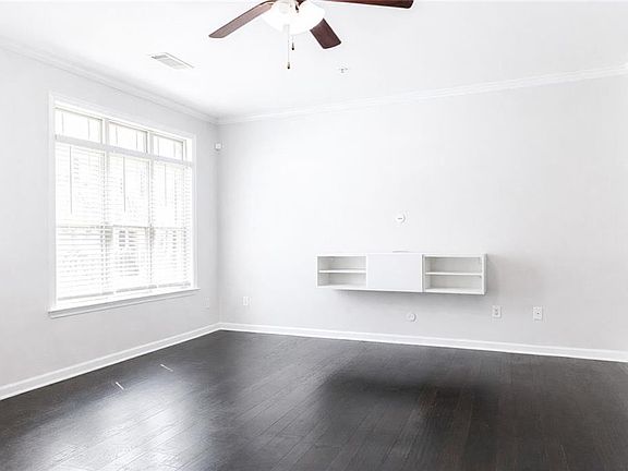 2nd image of 544 Ridge View Xing