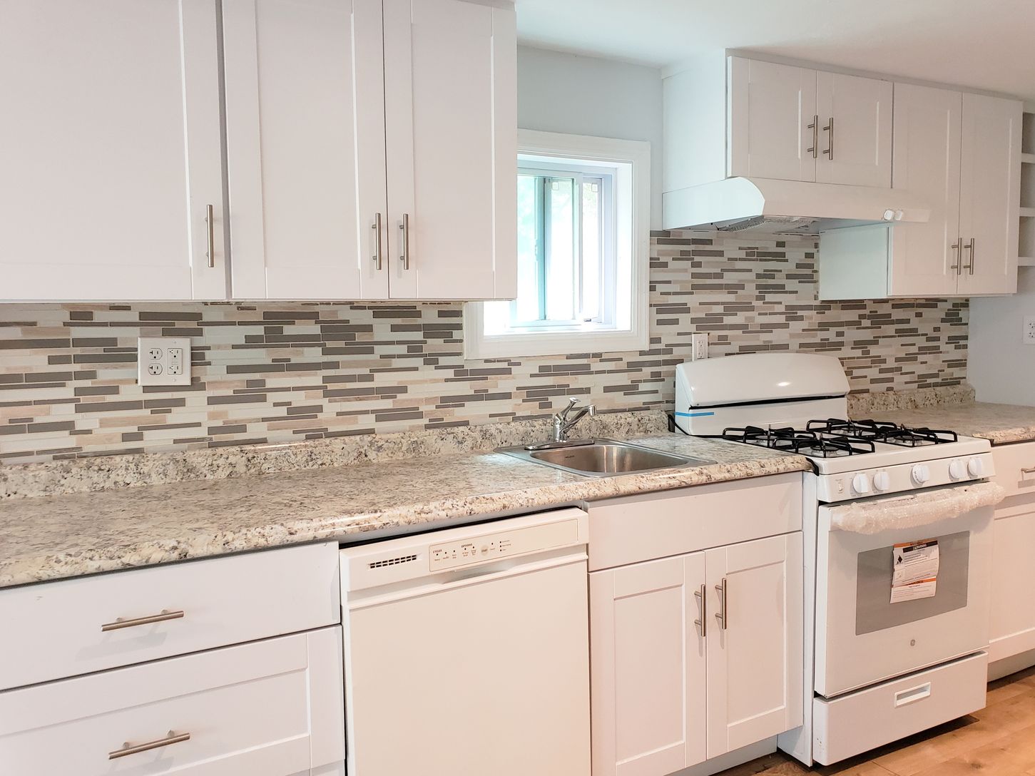 Brand New Kitchen And Appliances