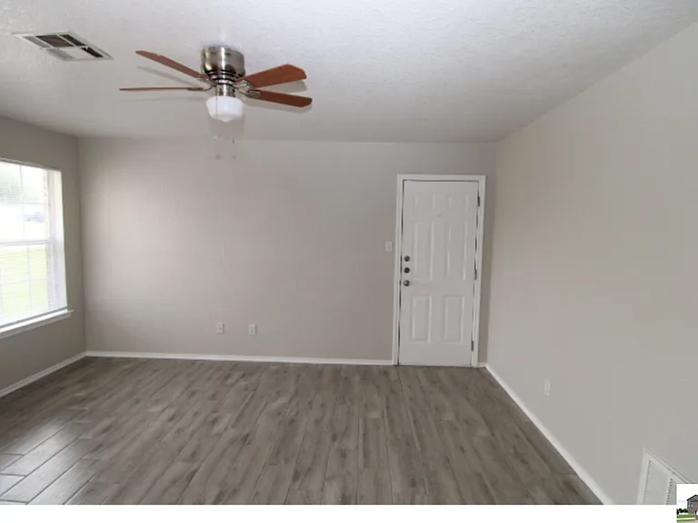 2704 Edgefield St #A — Photo 11