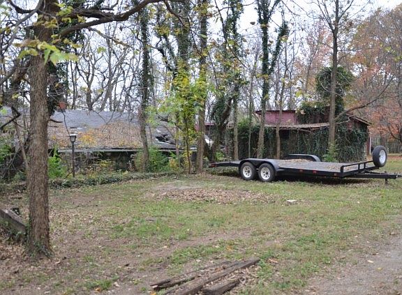 2nd image of 7018 Crest Dr