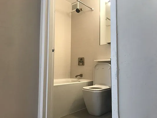 Rented by REAL New York | media 11