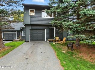 2059 Stonegate Cir, Anchorage, AK 99515