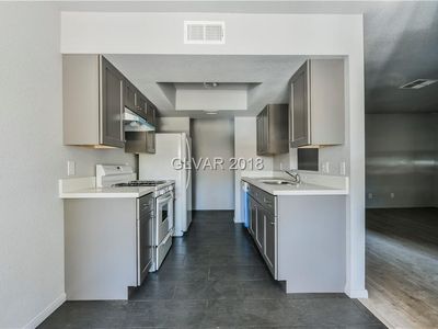 4551 Carriage Park Dr, Las Vegas, NV, 89121