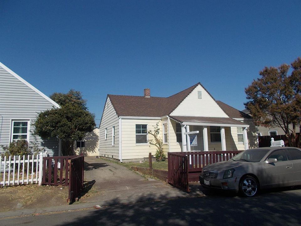 1st image of 1805 E Flora St