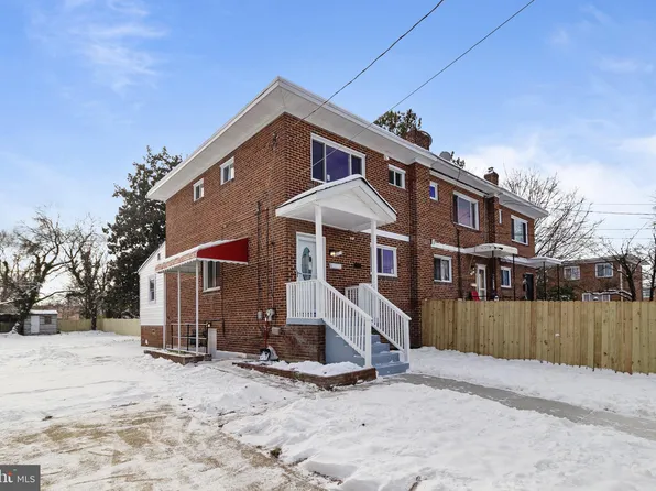 907 Dunster Dr, Oxon Hill, MD 20745