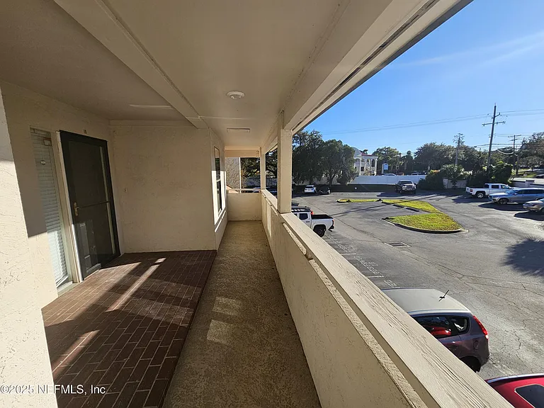 1307 River Hills Cir E #16 — Photo 7