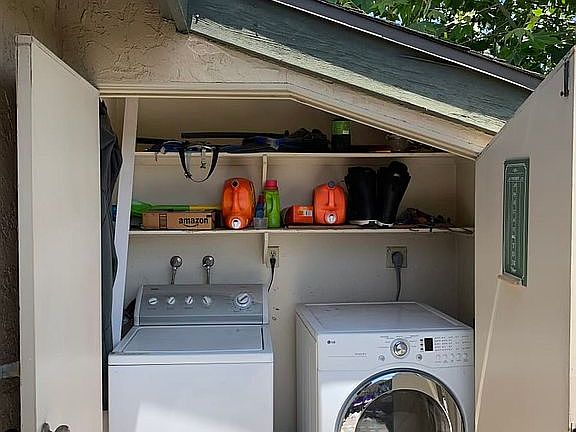 3rd image of 7780 Parkway Dr Unit 904