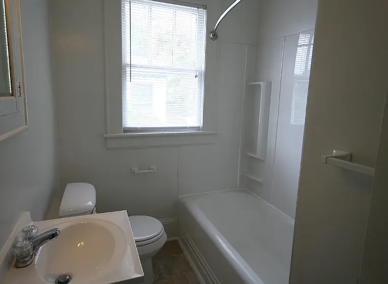 613 Hicks St #A — Photo 4