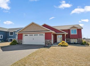 291 Prairie Rd, New Richmond, WI 54017