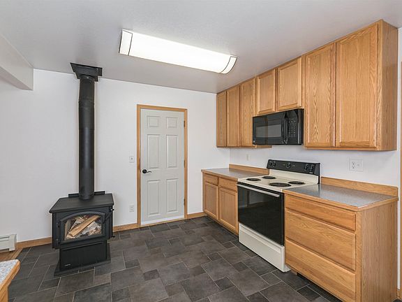 4th image of 1141 Coppet St
