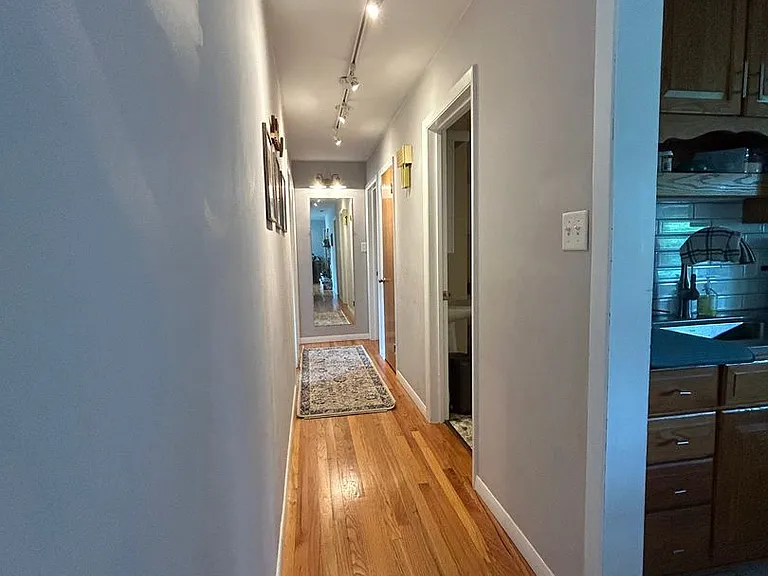 1449 Harris St — Photo 11