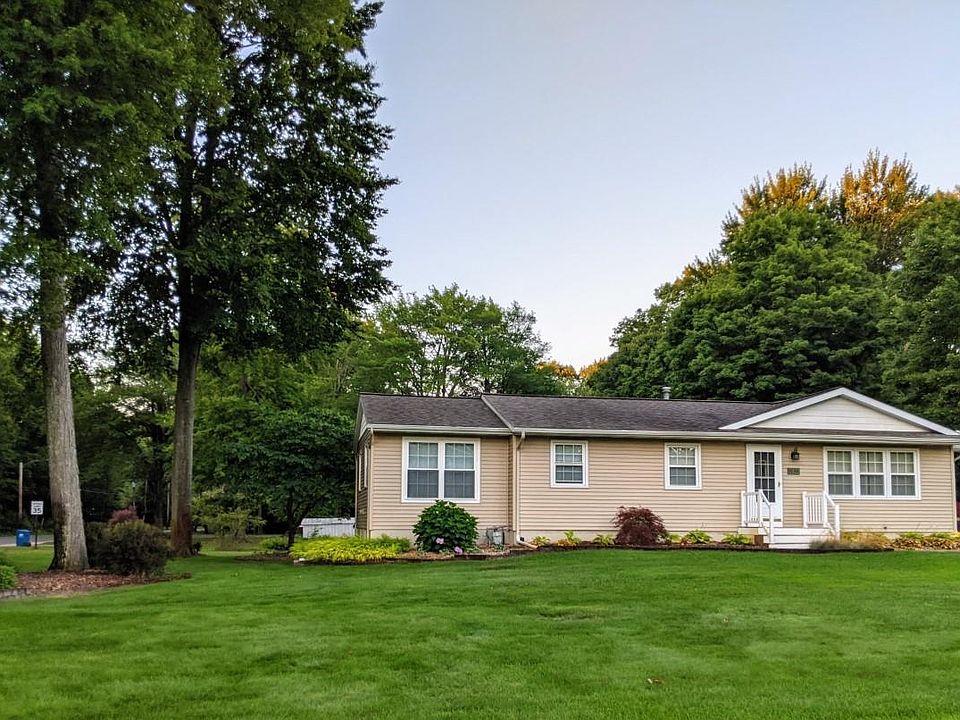 1st image of 17822 Oak Hill Ct