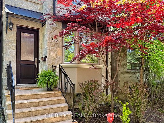 3rd image of 599 Woburn Ave