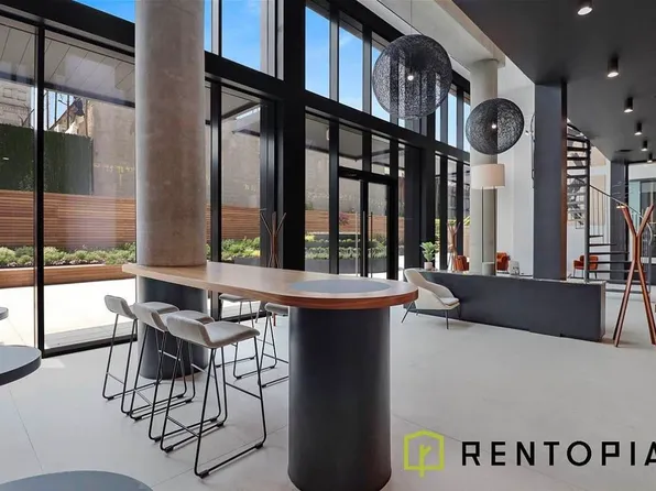 1010 Pacific Street image 15 of 28