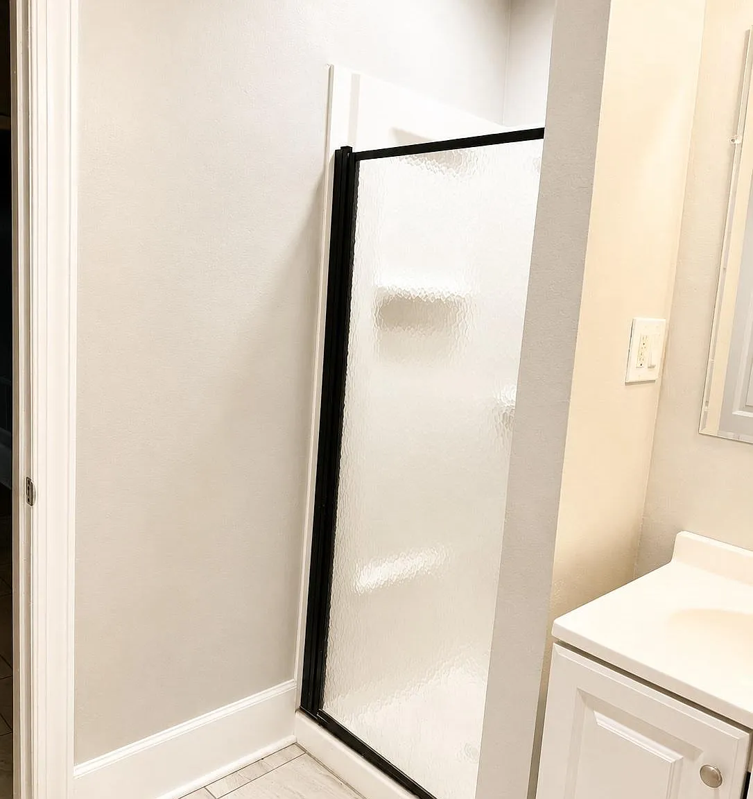2 bed, 1.0 bath, 860 sqft, $1,800 — Photo 4