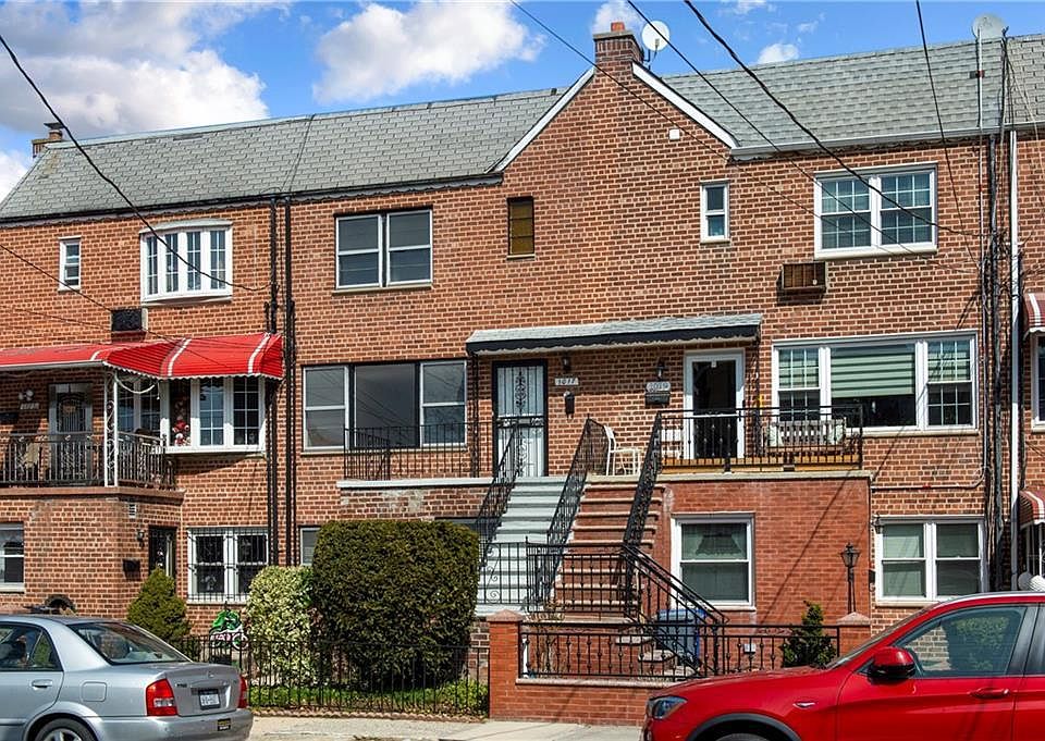 1st image of 1017 E 102nd St
