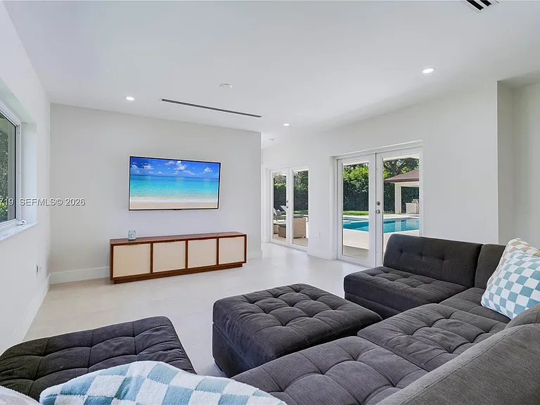 6700 SW 117th St — Photo 59
