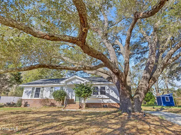 211 Deerfield Road, Castle Hayne, NC 28429