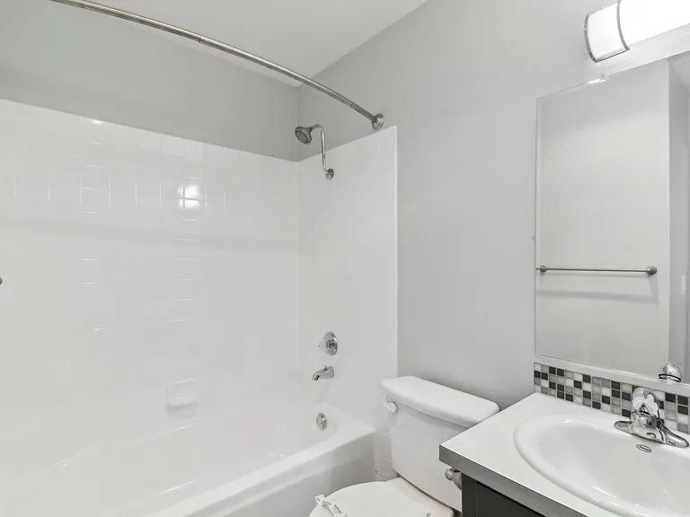 The Atherton Apartments — Photo 38